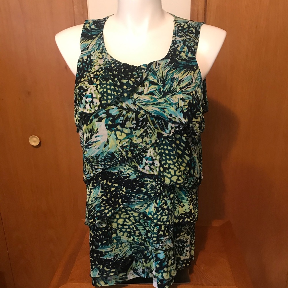 SOLD Layered ruffles sleeveless dress shirt